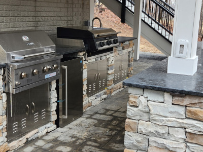 Outdoor Fireplaces, Firepits & Kitchens